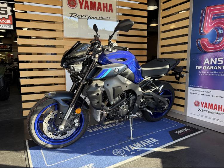 YAMAHA MT-10