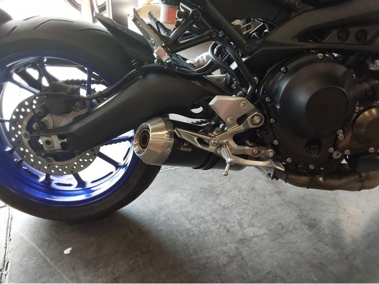 YAMAHA MT-09