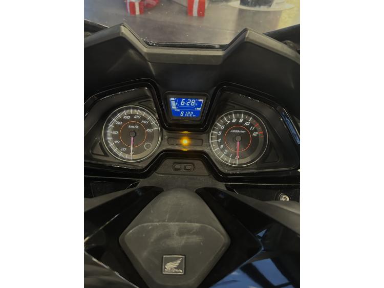 HONDA NSS FORZA  125AD