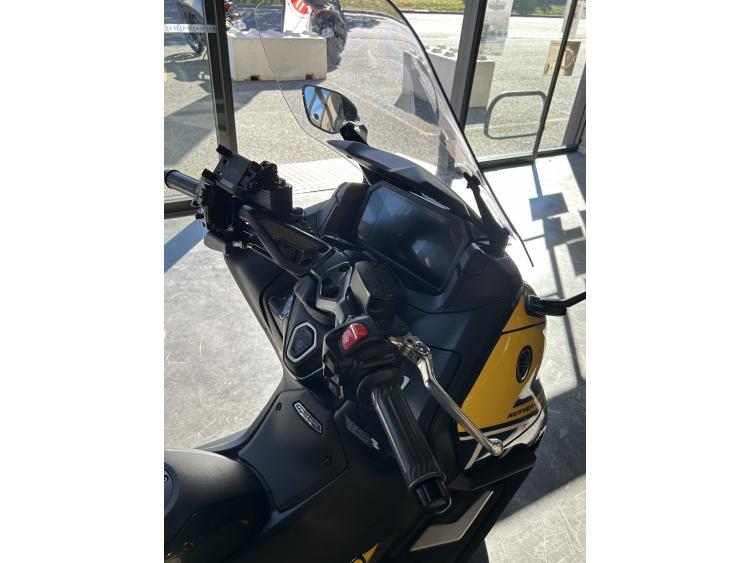 YAMAHA XP T-MAX 560 TECH MAX