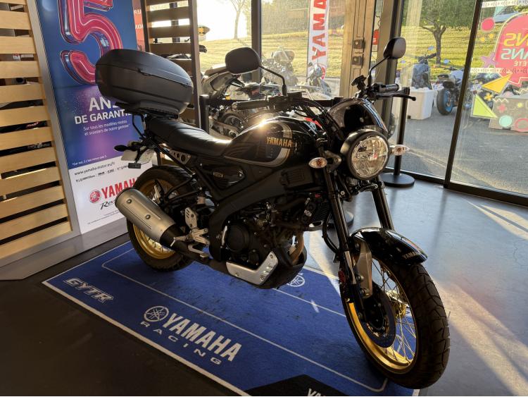 YAMAHA XSR 125 Legacy