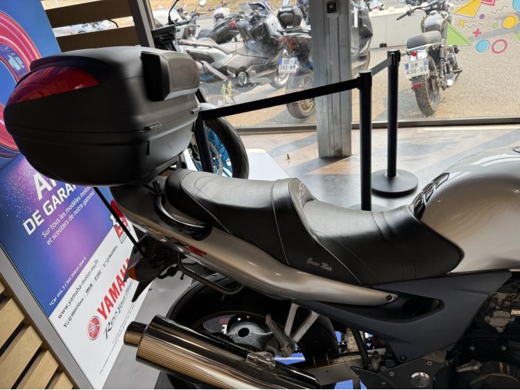KAWASAKI ZR-7 S