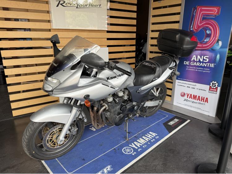 KAWASAKI ZR-7 S