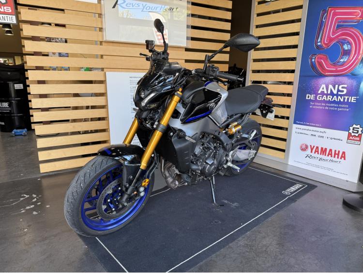 YAMAHA MT-09 SP