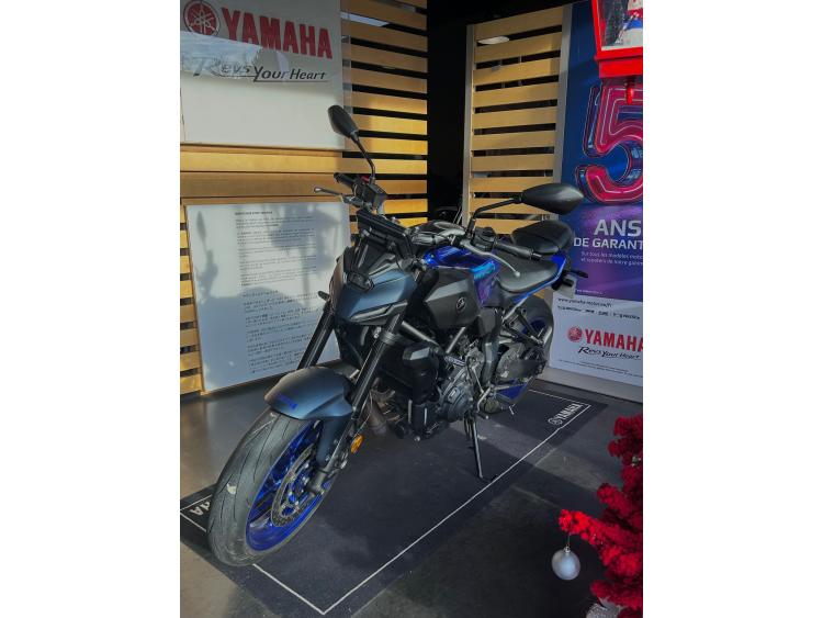 YAMAHA MT-07